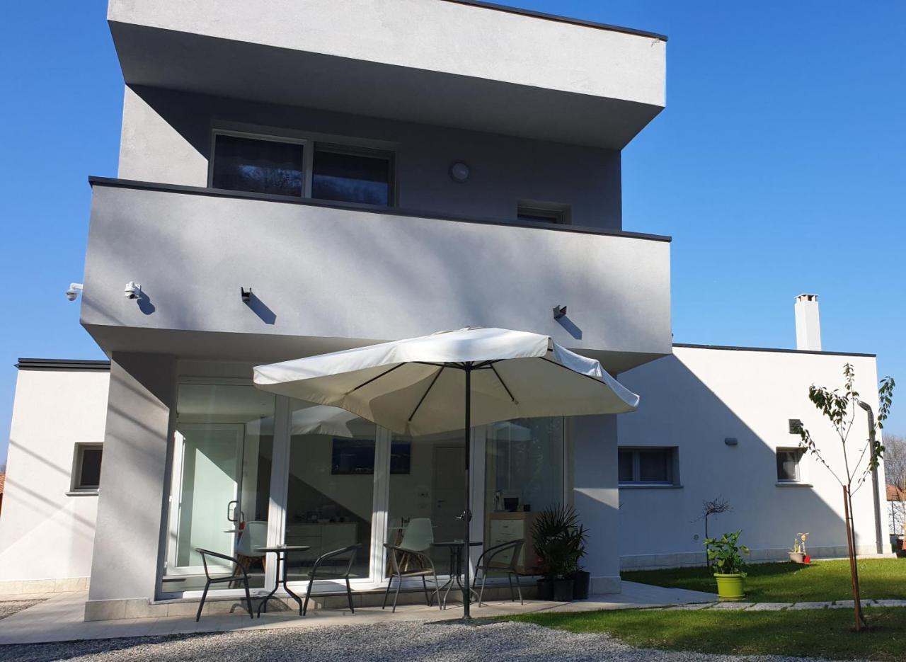 Crystal B&B Dormelletto Esterno foto